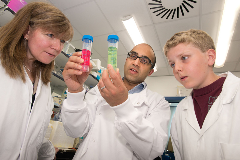 MRC-PPU Researchers host Parkinson's disease Open Day