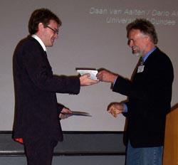 David Komander receives his award Award for Former Student