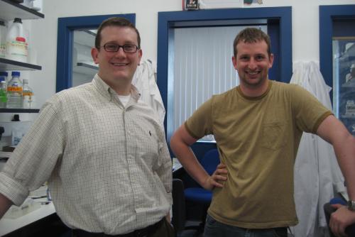 Jeremy Nichols and Nic Dzamko MRC Unit postdocs Jeremy Nichols and Nic Dzamko publish important new paper