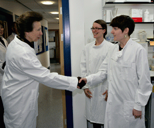 Princess Anne talks to Dario's PhD students Eva Sommer (centre) and Helen Woodruff (right) Princess Anne visits the MRC Protein Phosphorylation Unit